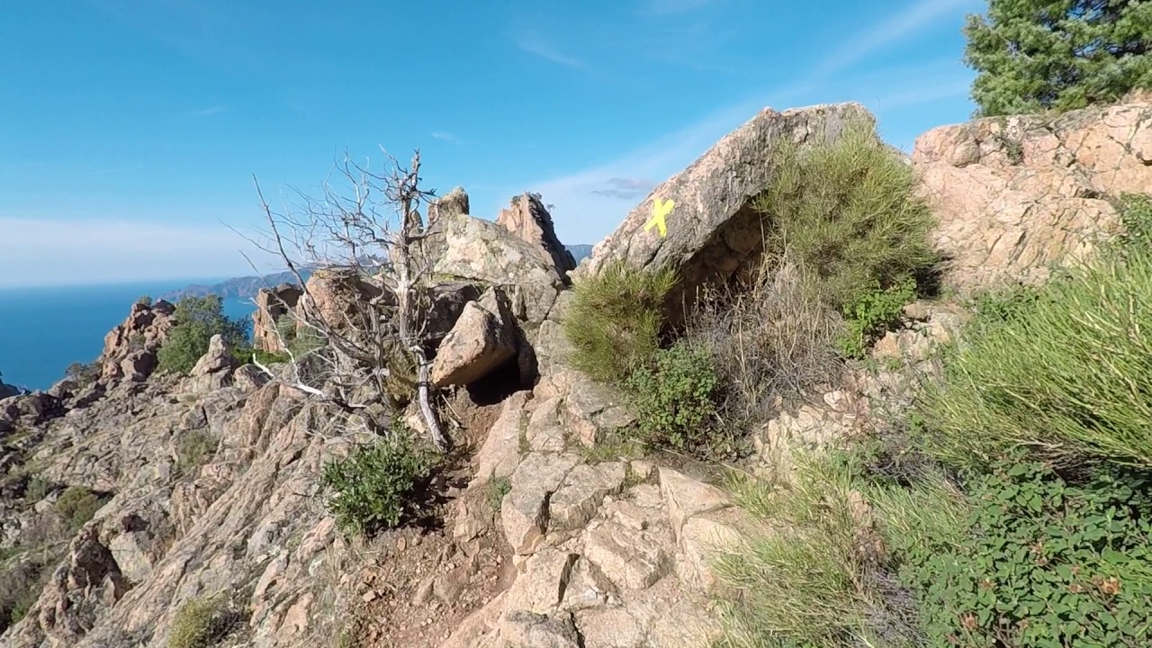 Le chemin des muletiers, Calanques de Piana, Corse, Hero5