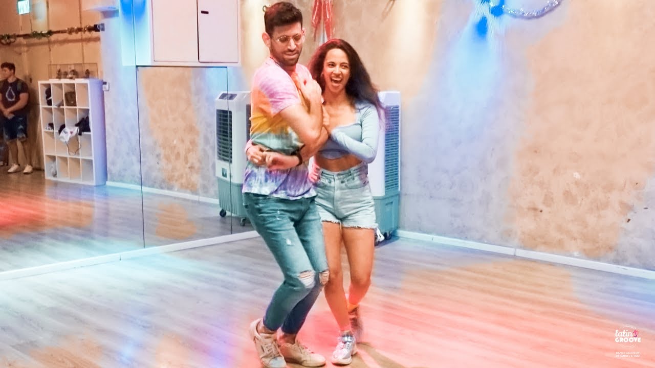Paris Bachata Dance Pinto Picasso | Tom y Daniel Bachata Dancing [ Tom LEADS! ]