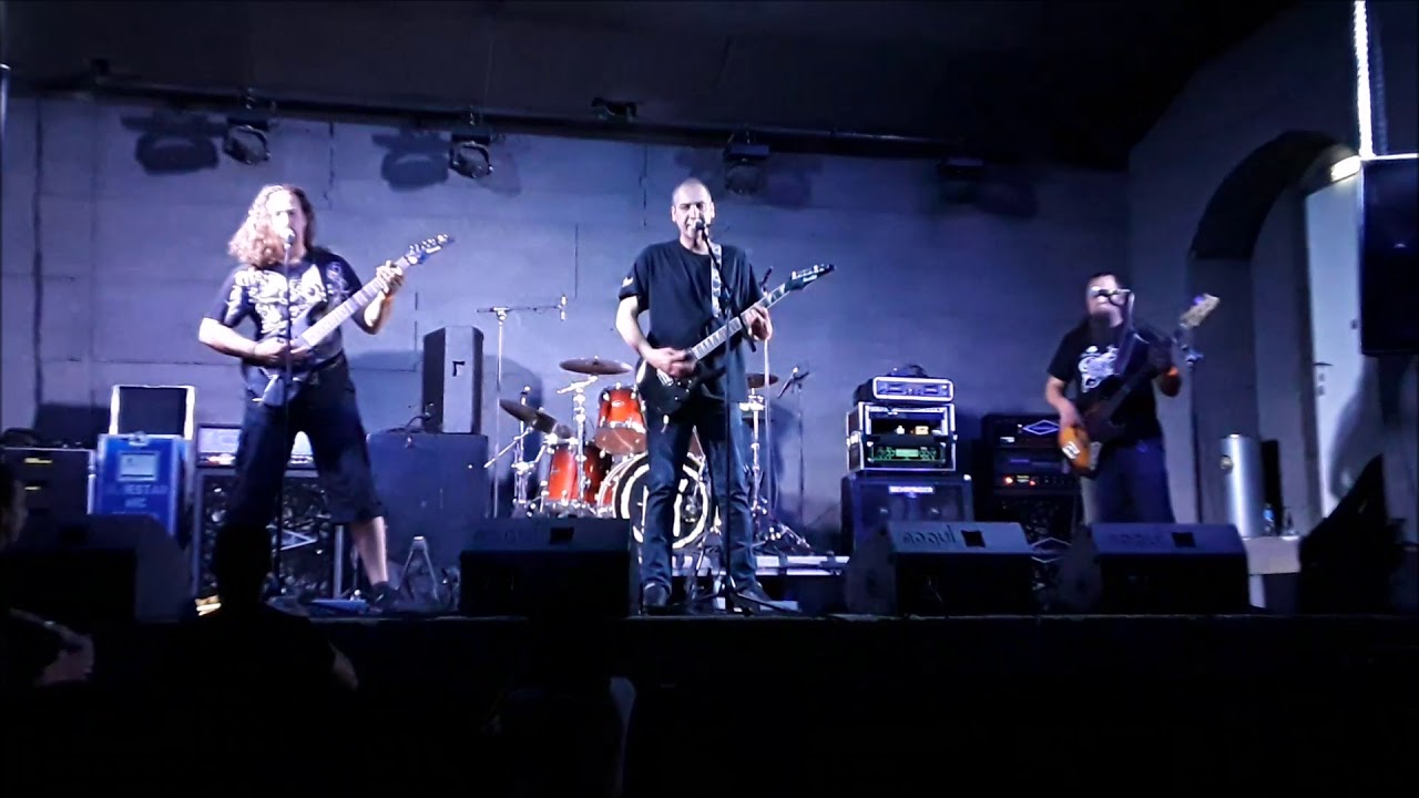 ZINFIELD @ Hull a szilva (Magyar népdal modern rock verziója) Demo 2018