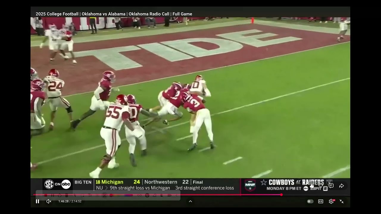 #Sooners get the lead back but may have missed two easy opportunities (on the same play) for a TD.