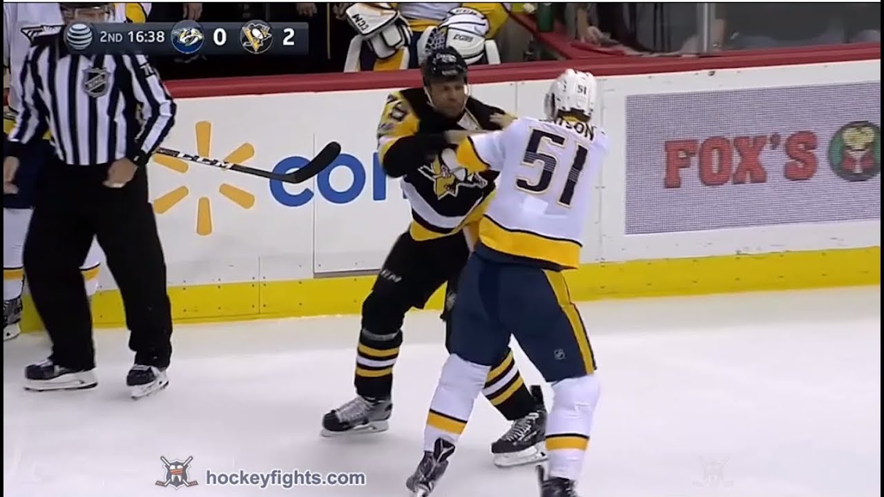 Austin Watson vs Ryan Reaves Oct 7, 2017