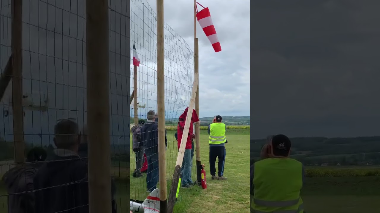 WorldWar 1 planes !! Big biplanes for formation flight. 