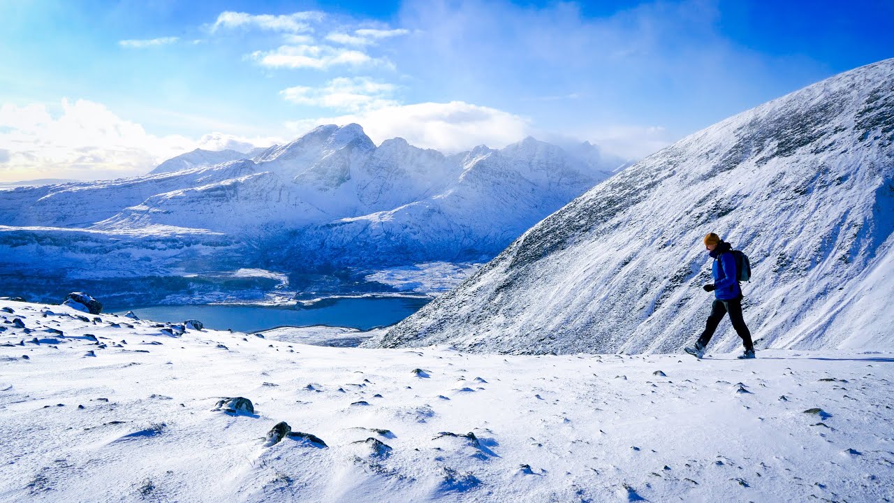 Hiking in Snowy Broadford Red Hills, Isle of Skye: Epic Snowstorm Adventure!