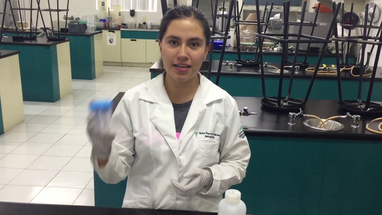 Toma y transporte de muestras en el área de microbiología