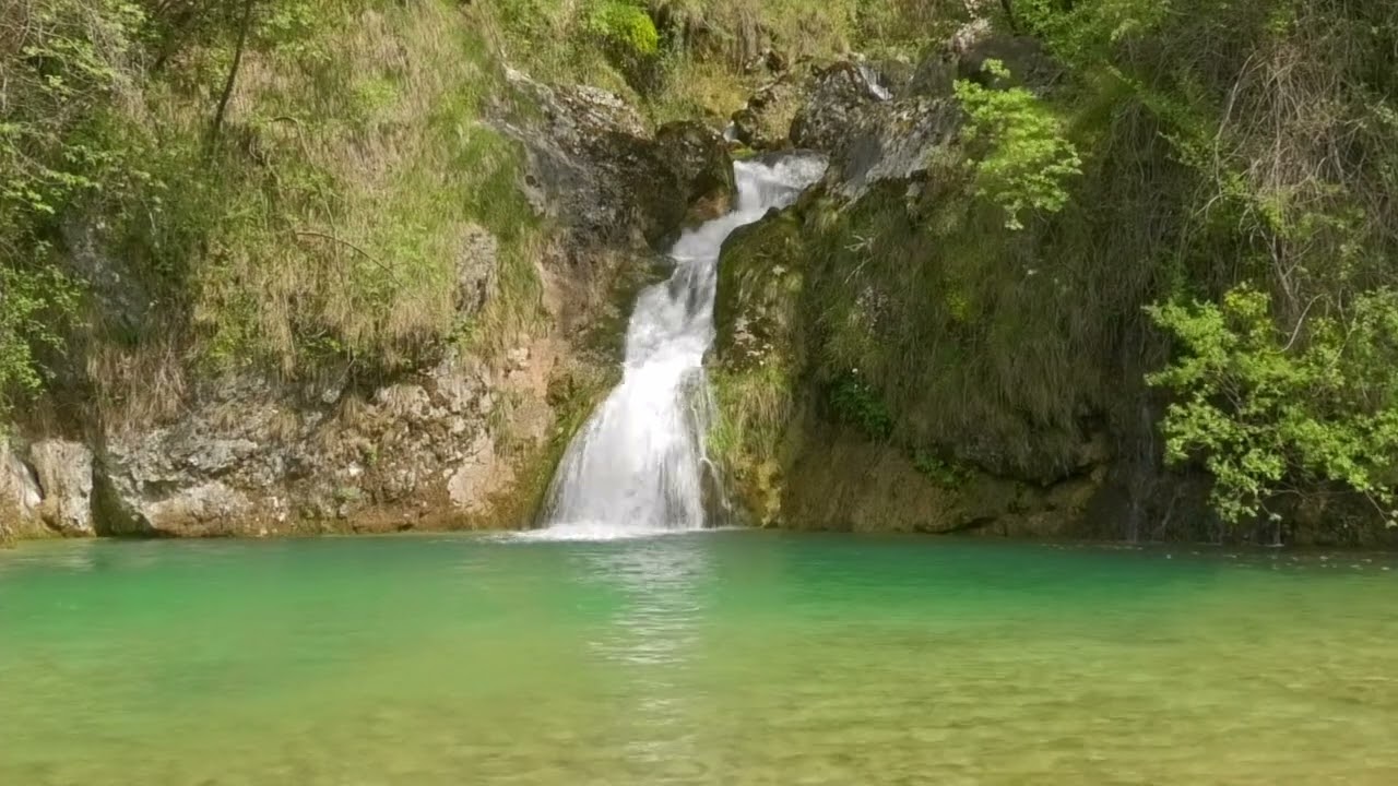 San Pietro Valdastico (VI) Cascata del Gorgo -  28 Aprile 2023.