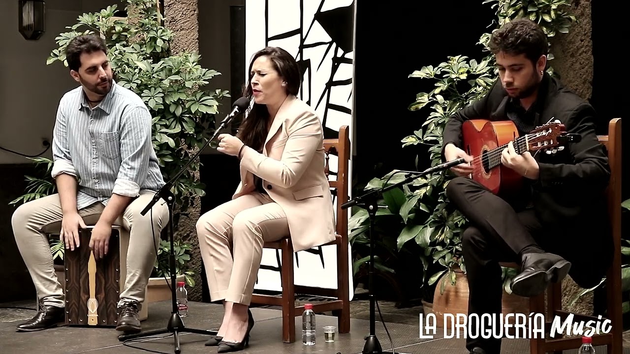 Alicia Morales & David Caro - Vendiendo Flores (Creación por tientos)