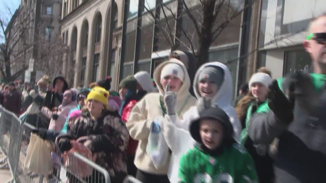 Parade day draws out-of-state crowd | 28/22 News