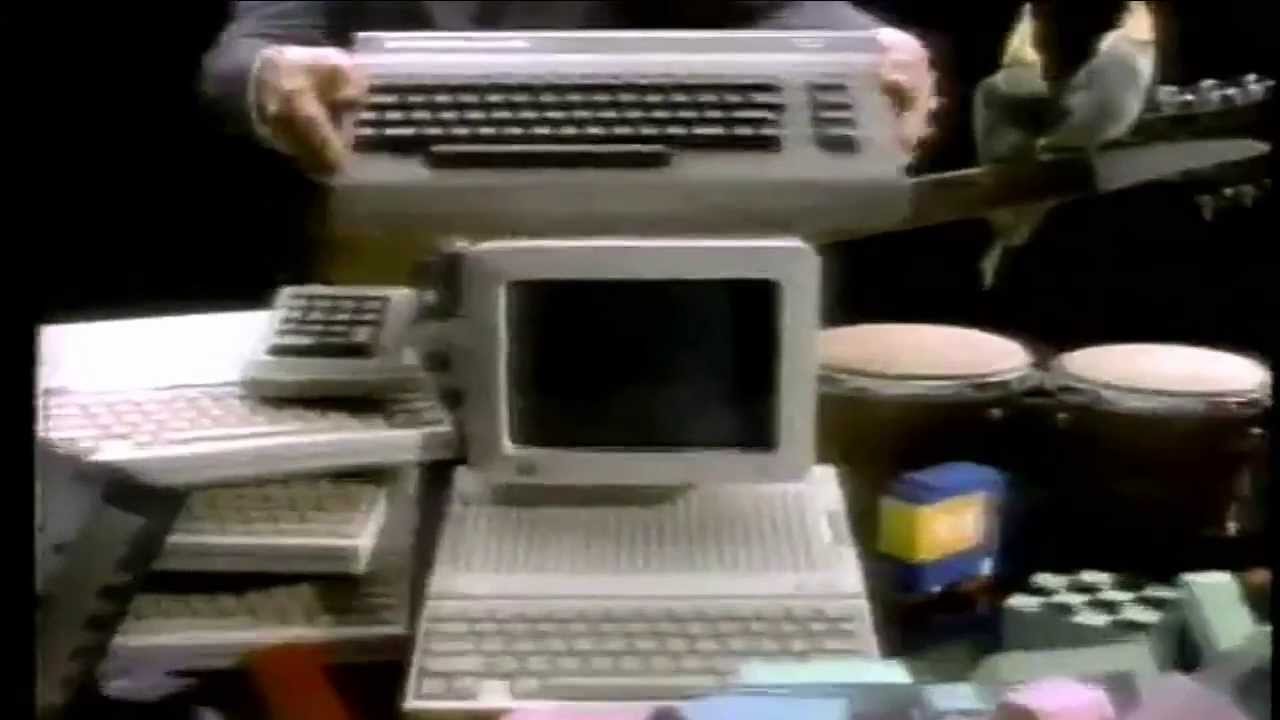 OLD COMMERCIAL COMPUTERS - COMMODORE