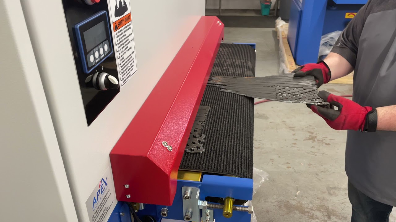 EZ Sander - Finishing Multiple Metal Signs