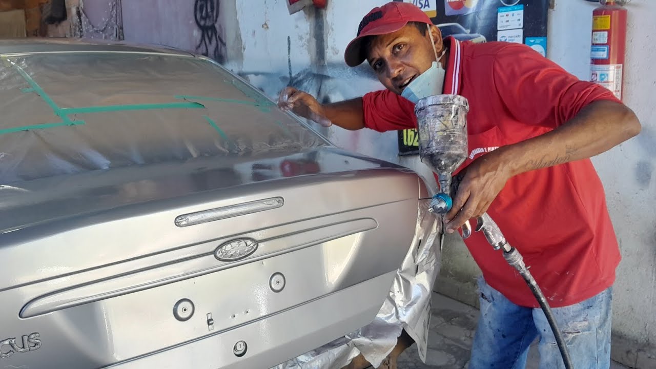 hoje estamos fazendo um serviço de pintura do focus oficina
