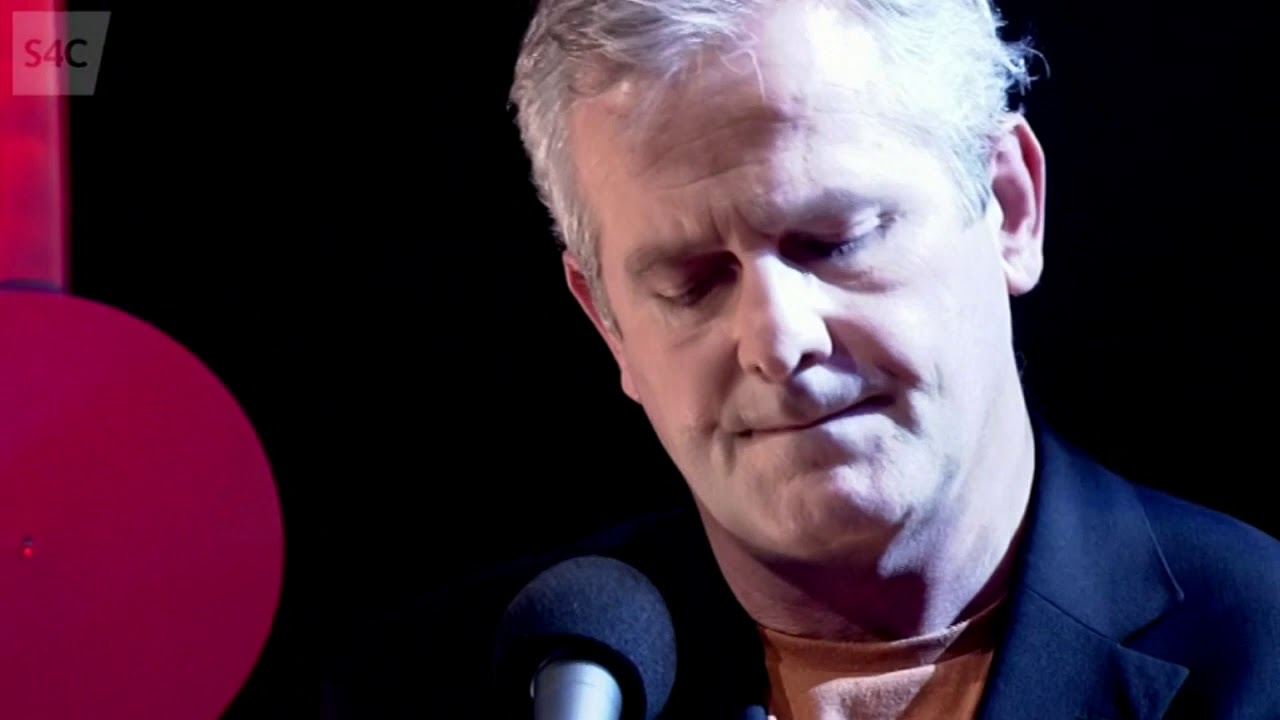 Huw Chiswell - Frank a Moira