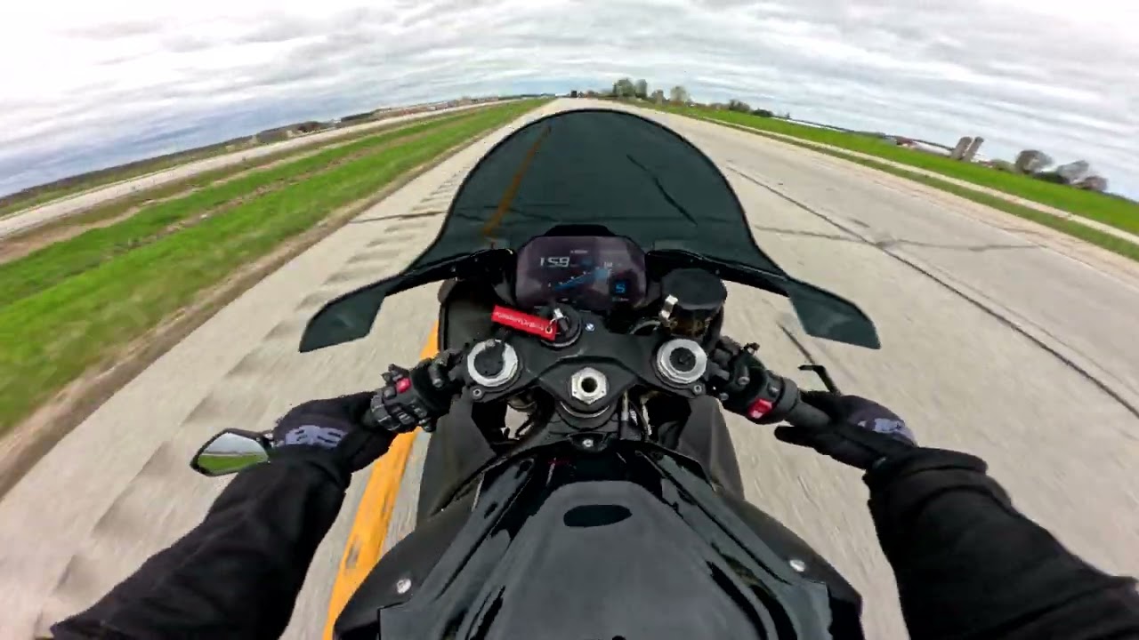 S1K vs GSXR1000r vs Panigale V4…. CBR600rr vs. wind