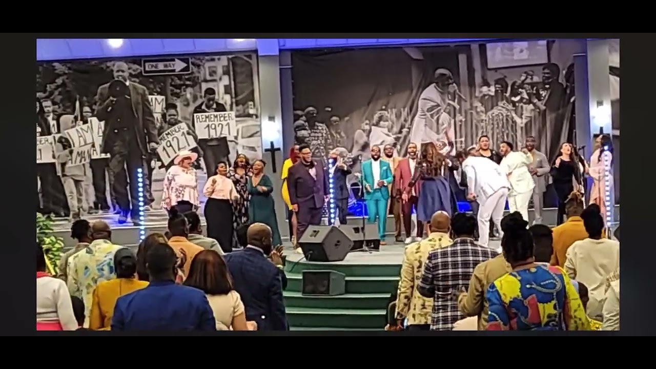 &ldquo;More than Enough&rdquo; feat Kevin Stewart at Bishop Hezekiah Walker&rsquo;s Choirfest