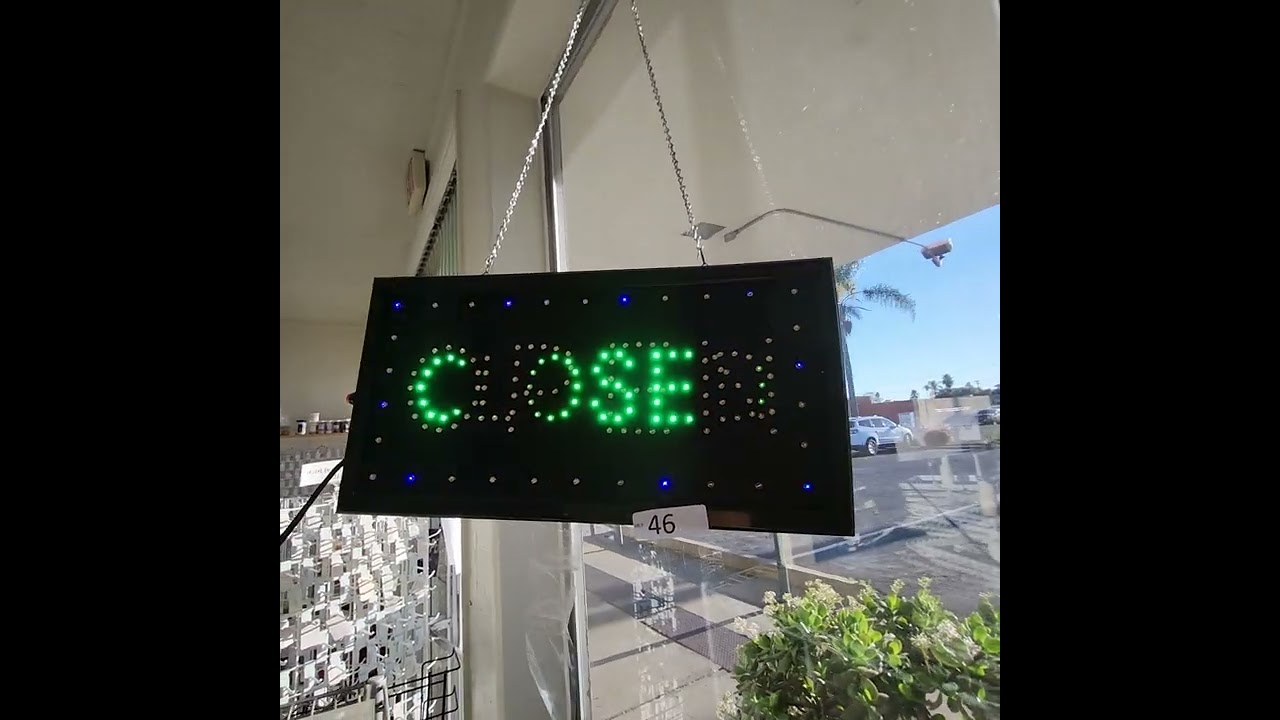 a46- Open/Closed Sign