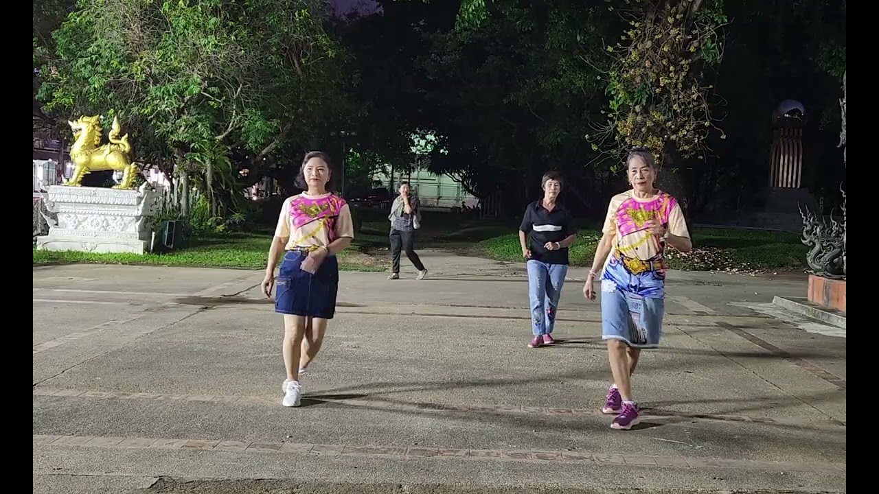 ไลน์แดนซ์.#บัวตูมบัวบาน.#ครูนีนี่ไลน์แดนซ์ #dance #เชียงราย #ขอบคุณครูแป๋ว 