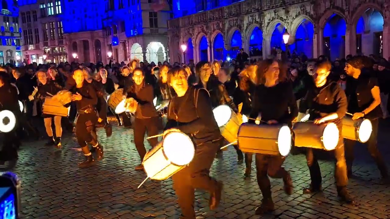 Une vague sonore survoltée, secouant Bruxelles de l’intérieur. #brusselslife #groove #music