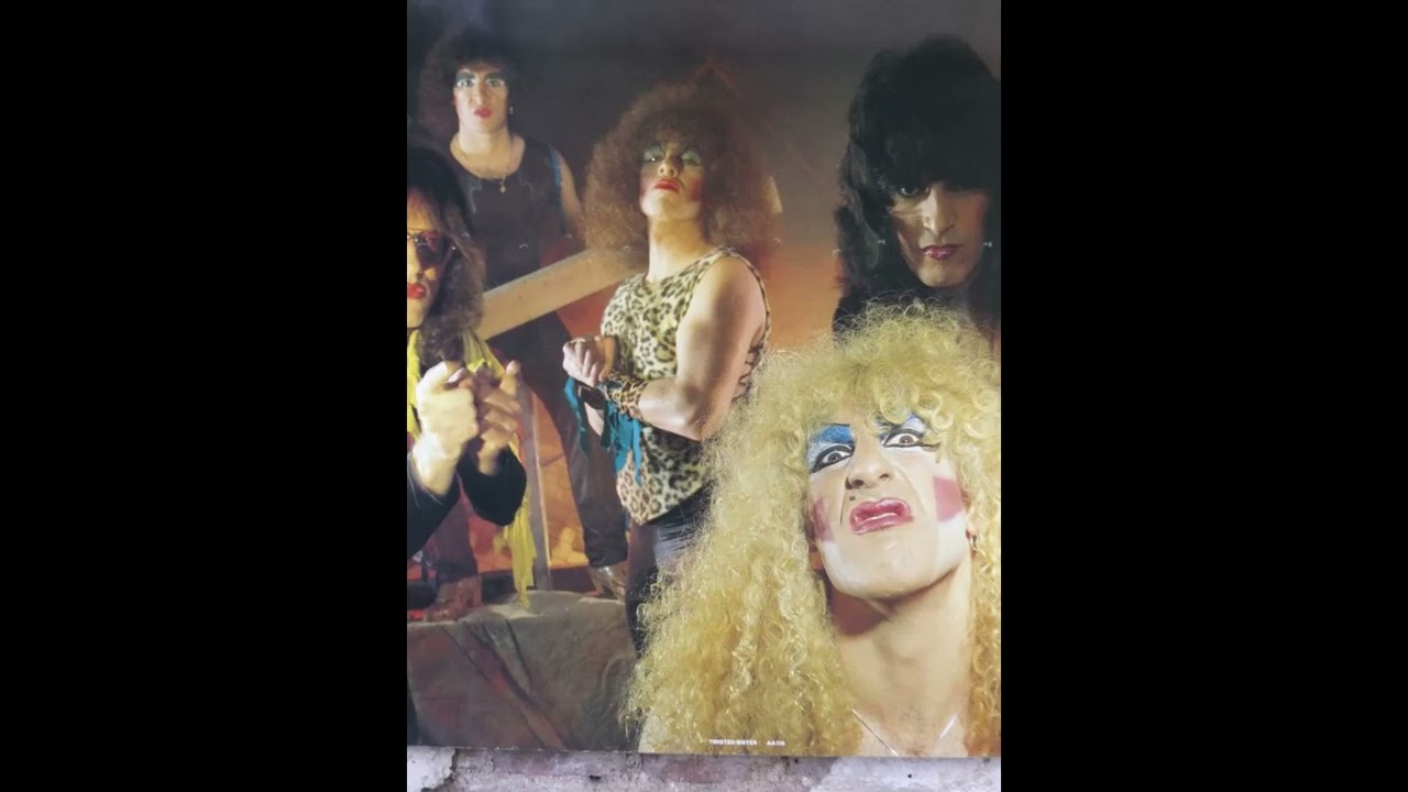 Twisted Sister - We're Not Gonna Take it slowed reverb