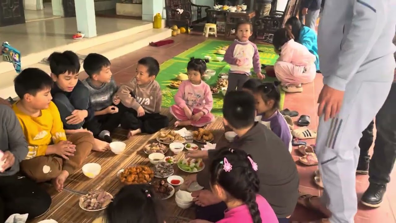 4/1/2025 bữa cơm vui vẻ quê ngoại 