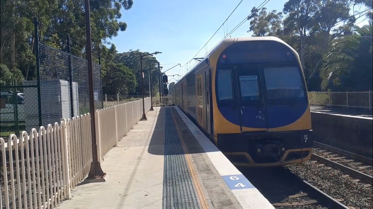 Austinmer Trainspotting 