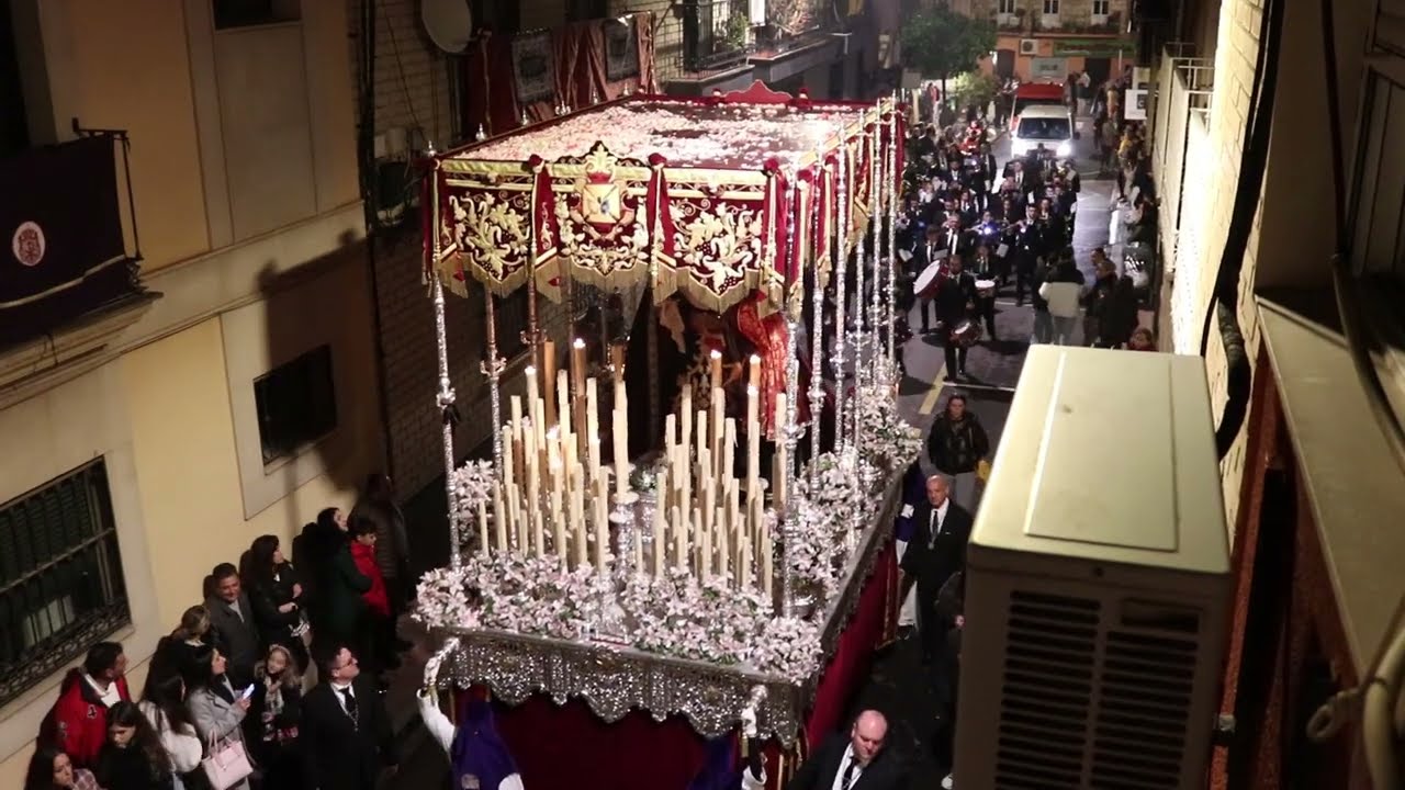 BM LINAREJOS CORONADA, PASA LA VIRGEN DE LOS DESAMPARADOS
