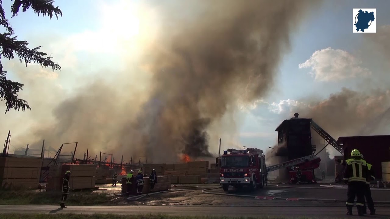 Großbrand im Sägewerk in Langenbach