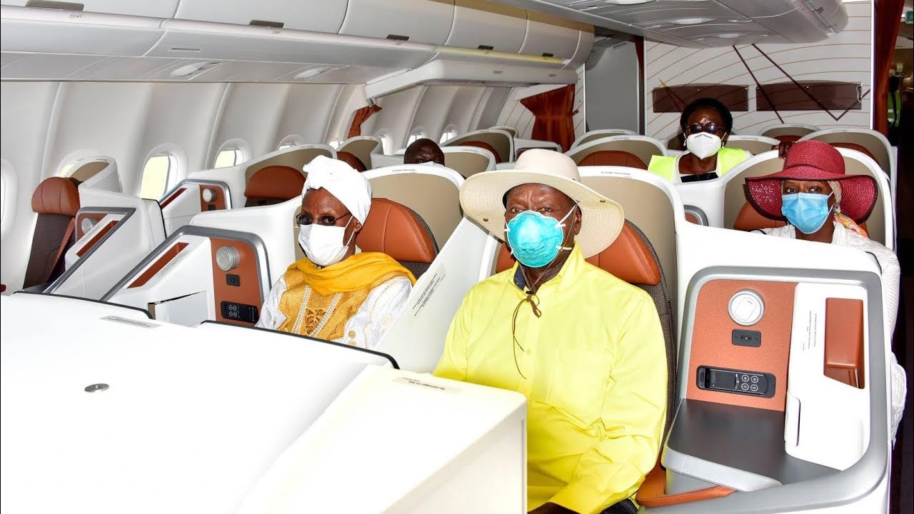 Мусевени знакомит вас с самолетом Airbus A330 800 NEO авиакомпании UGANDA AIRLINES — уверяет враг...
