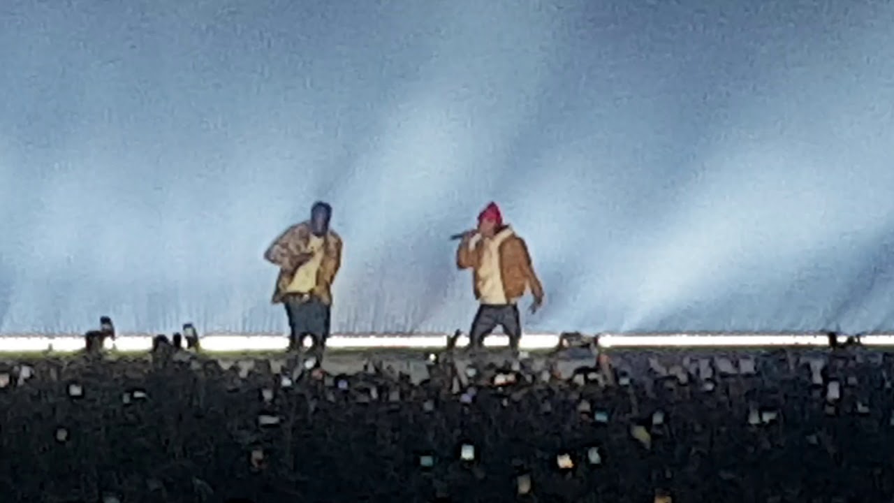Damso ft Orelsan : R&ecirc;ves bizarres ( Bruxelles / Palais 12 )