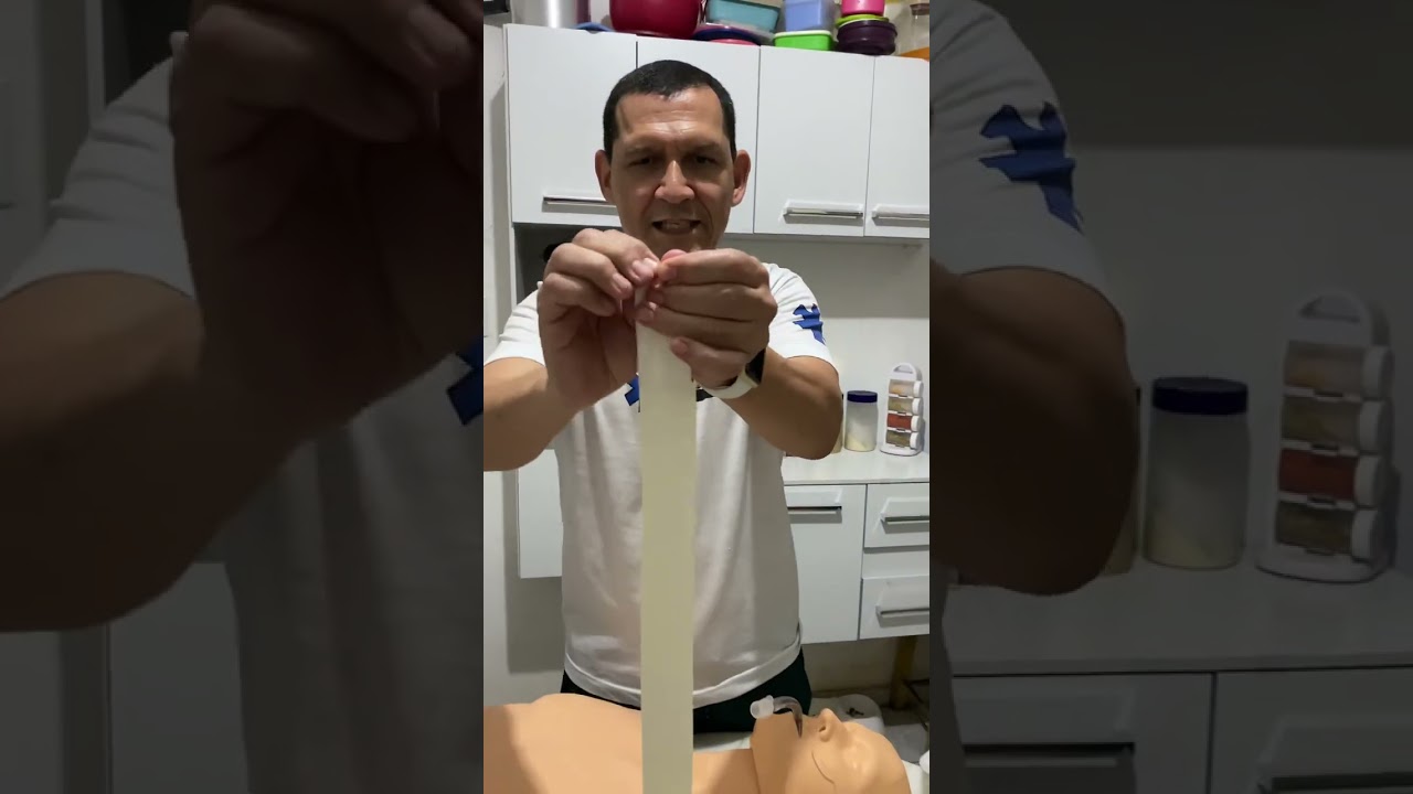 Fixação de tudo TOT com esparadrapo