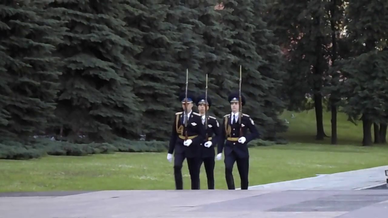 Troca da Guarda no Túmulo do Soldado Desconhecido - Moscou