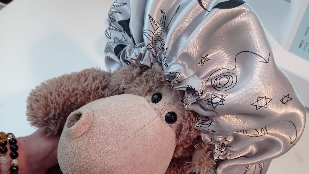 tuto couture bonnet satin , bonnet cheveux