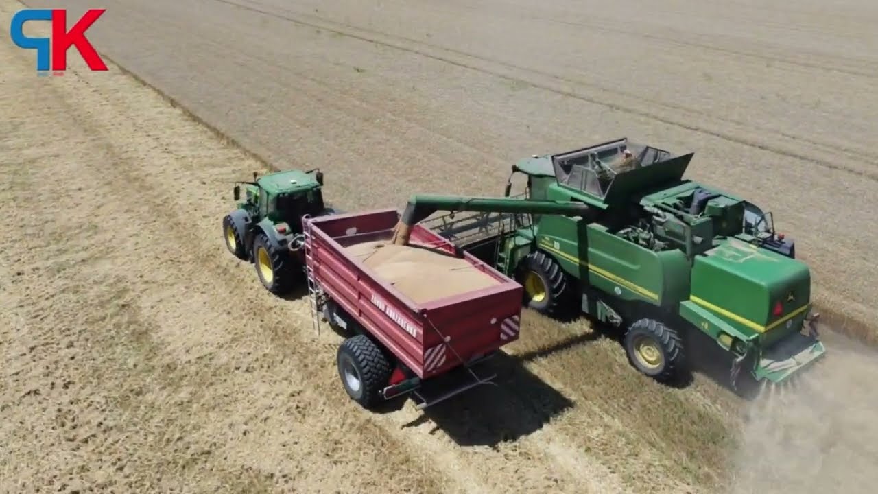 Комбайны John Deere w660 для уборки зерновых.