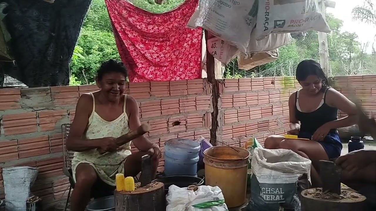 Resenha na lida do babaçu com mamãe e a Deusa