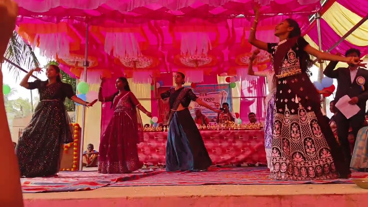 Kanha so ja jara Dance performance Annual function 2026 (class 8th girls)