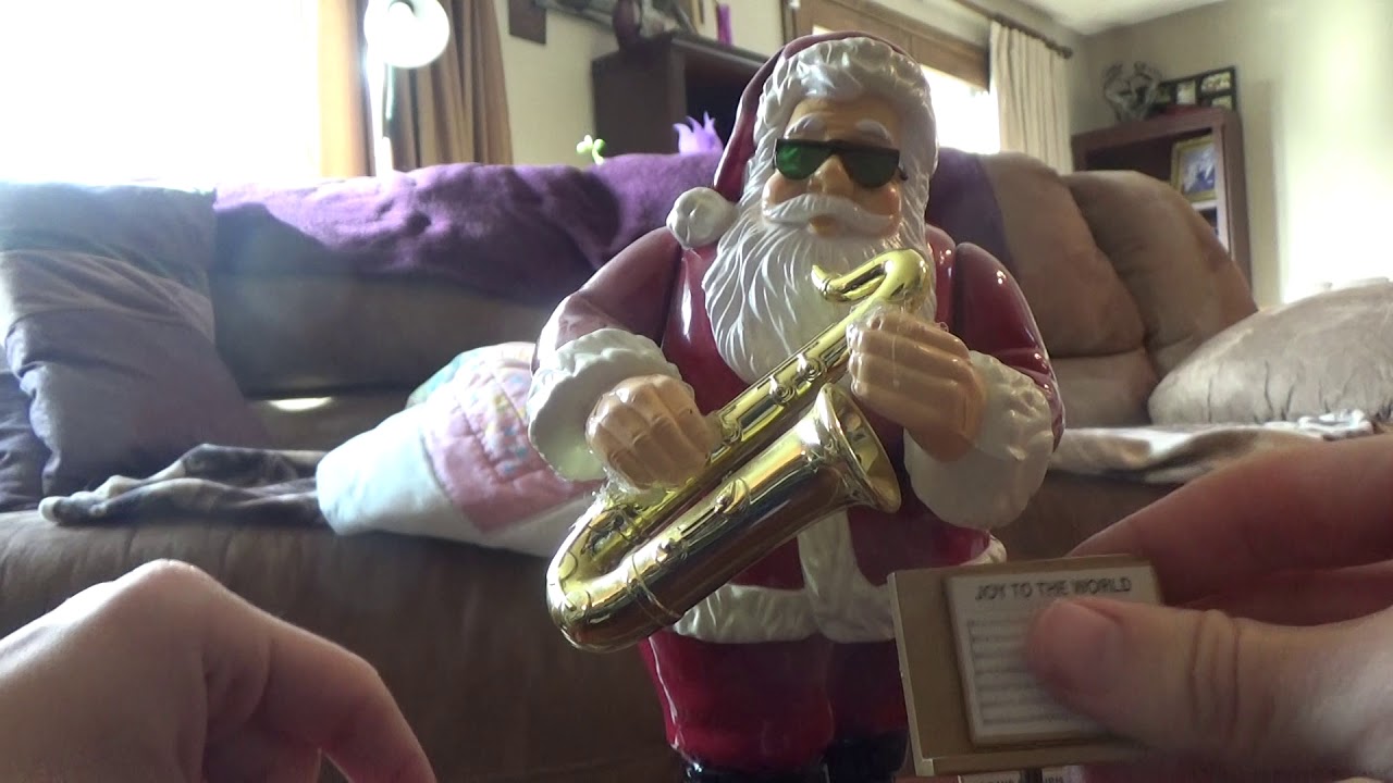 Mr.Christmas Animated Saxophone Santa Takes Requests Part 2