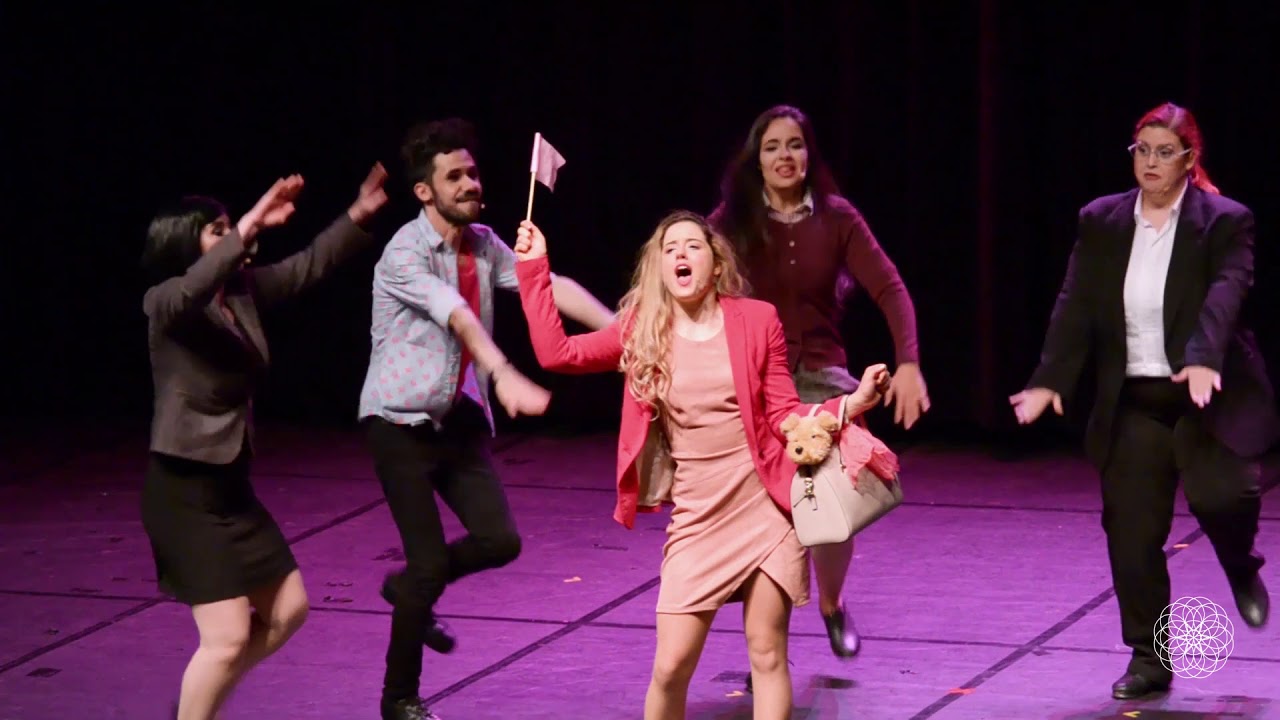 Legalmente Loira - Legally Blonde Remix (ETMB Turma Avançada 1.2018)