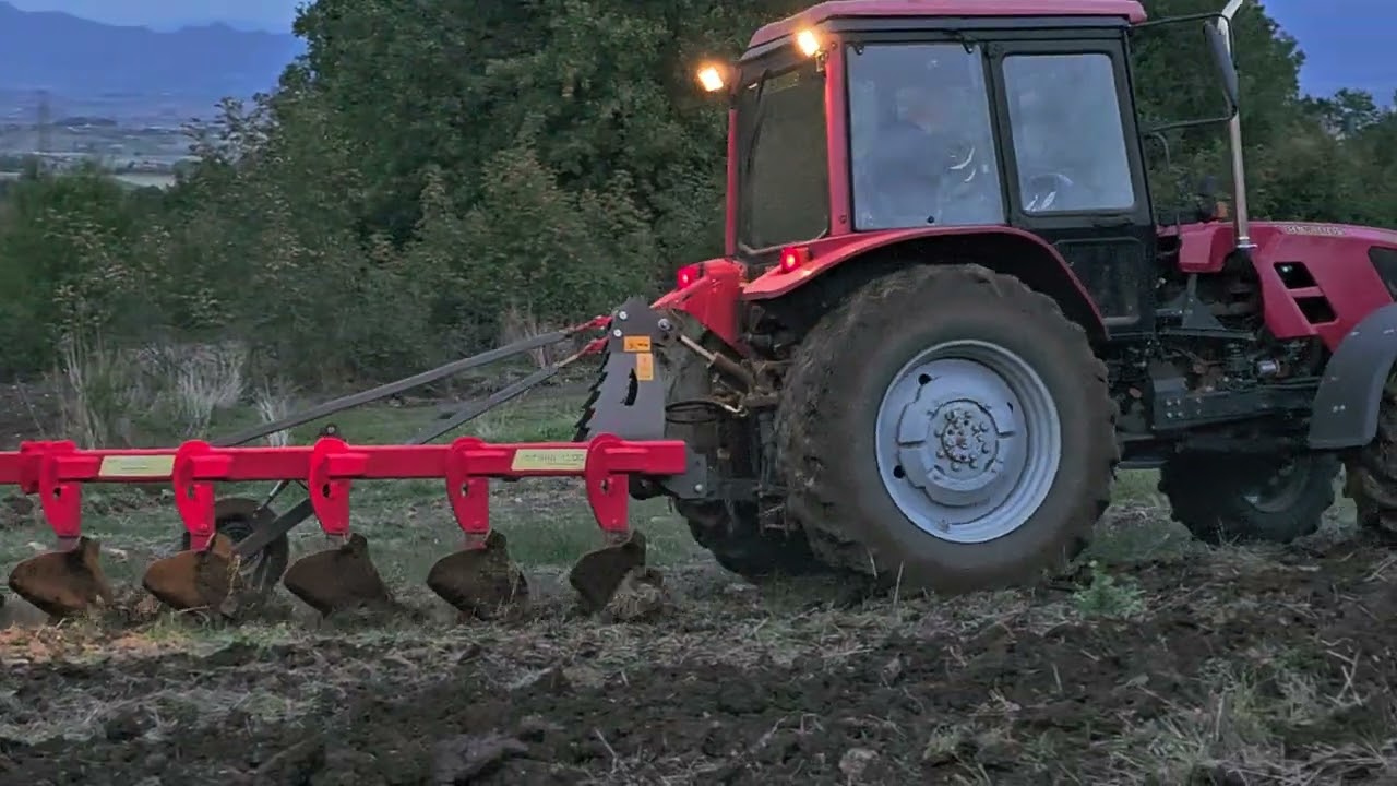 Belarus MTZ 1025.4 ploughing Greece Turbo Sound, Pegasus 6-furrow plough, Беларусь МТЗ 1025.4 пахота