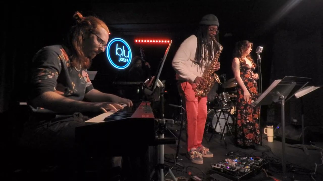 What The World Needs Now - Live @ Blu Jazz +