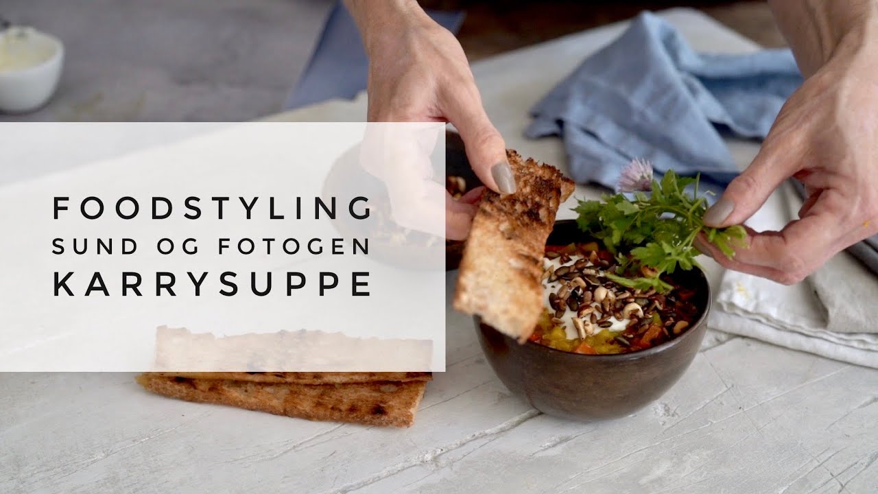 FOODSTYLING: OPSKRIFT P&Aring; SUND OG FOTOGEN KARRYSUPPE
