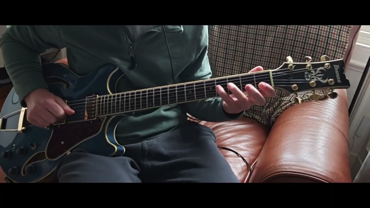 Jazz Blues Impro in F with Ibanez AMH90 (Acoustic/Helix Native Audio Mix)