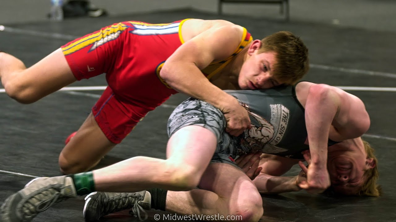 145 – Riley Woods {G} of Batavia IL vs. Chris Moore {R} of Chicago IL