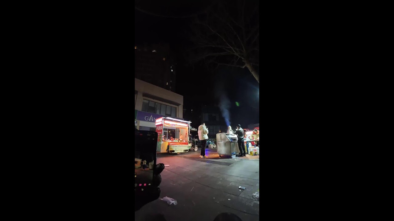 Mainland Chinese street snacks live broadcast