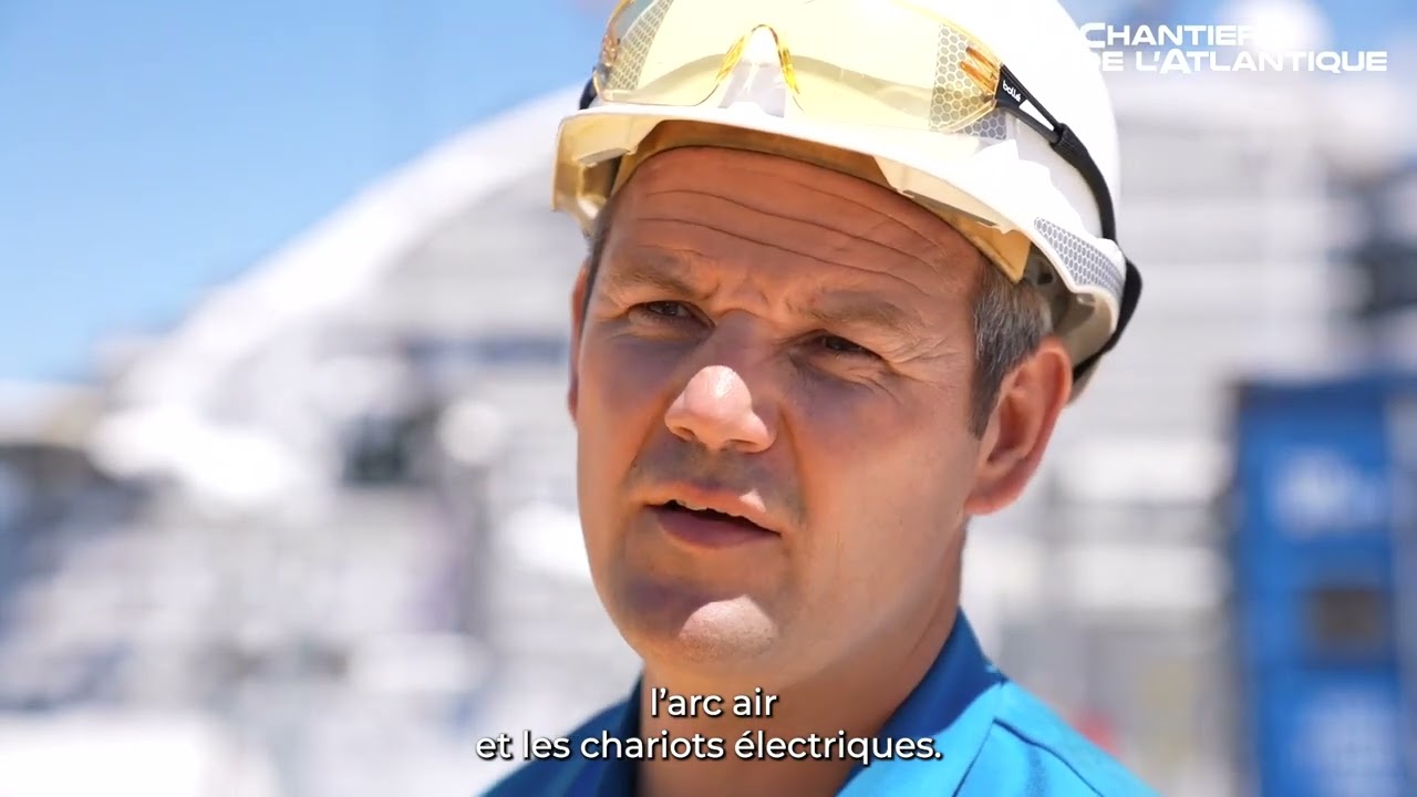 Damien, Soudeur Sous-stations electriques