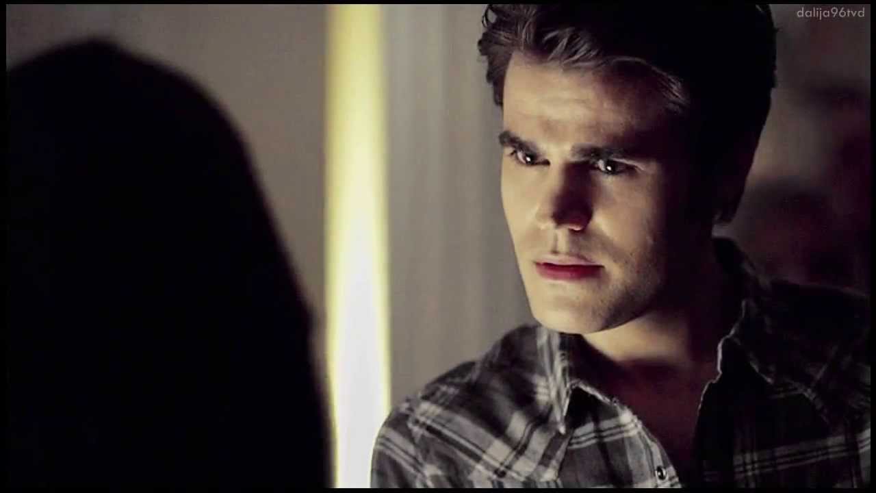 Stefan and Elena | Where did she kiss Stefan the first time? [5x12]
