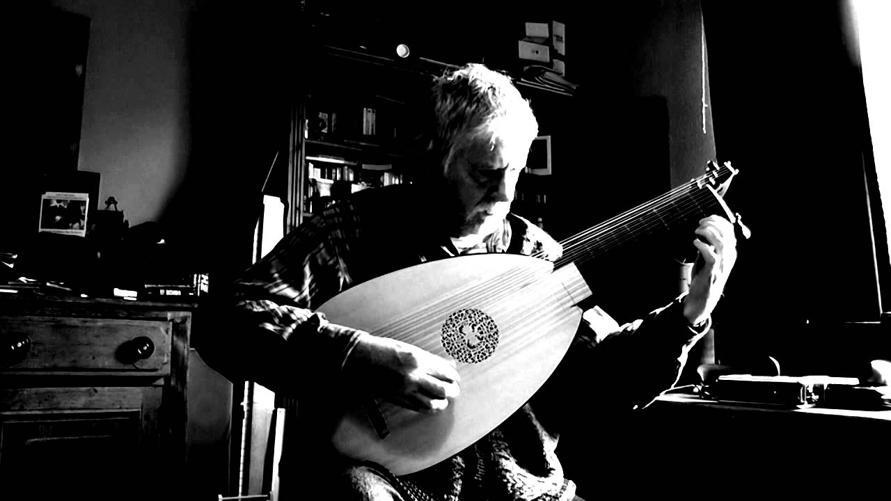 La Conversation for Baroque Lute by Robert de Visee - Rob MacKillop