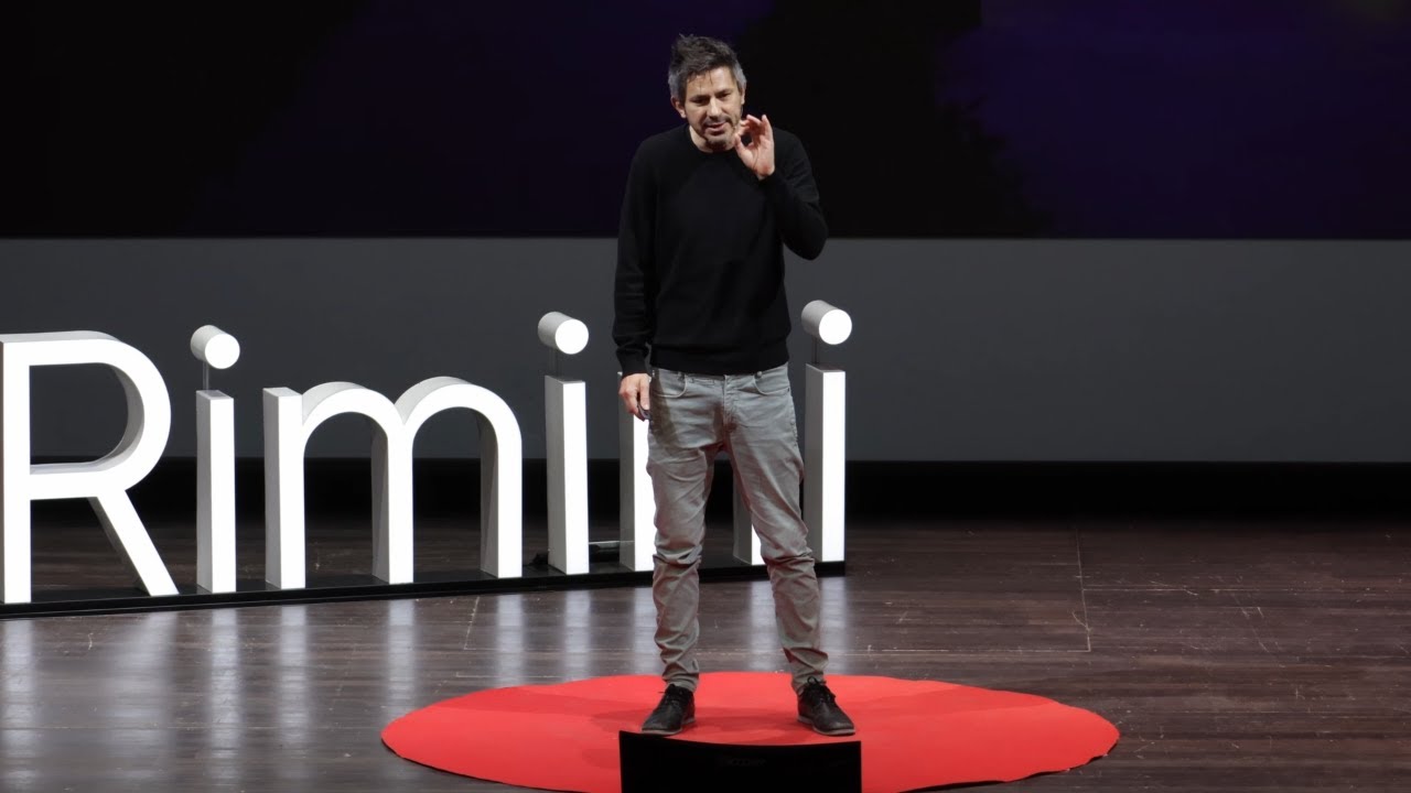 La custodia del fuoco: case passive e innovazione della tradizione | Stefano Piraccini | TEDxRimini