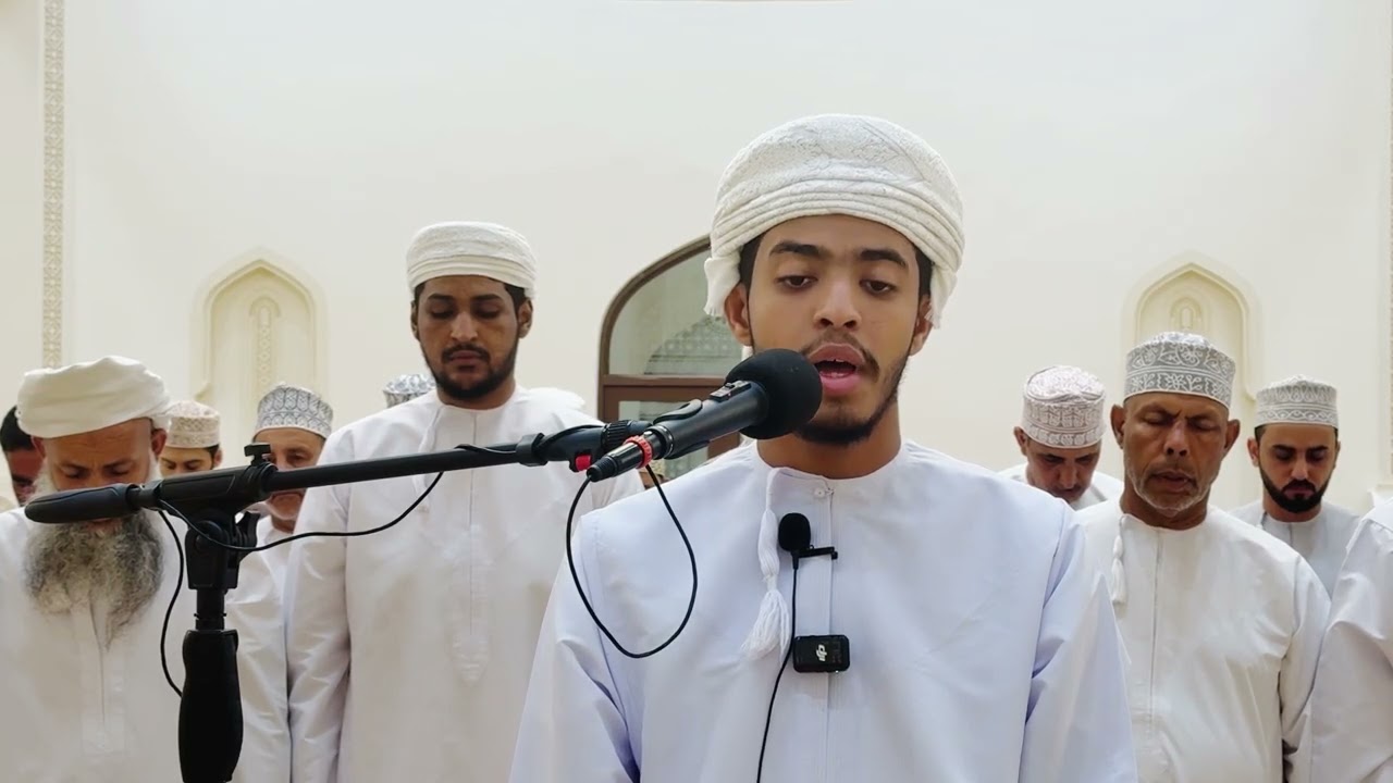 تلاوة من صلاة التراويح للقارئ محمد الشماخي  (جامع بهلا) 
