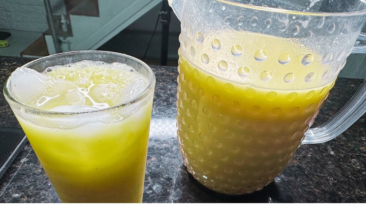 CHICHA CON CONCHA DE PIÑA Y ARROZ- DELICIOSA CHICHA -RICA CHICHA CON CASCARAS DE PIÑA Y ARROZ.