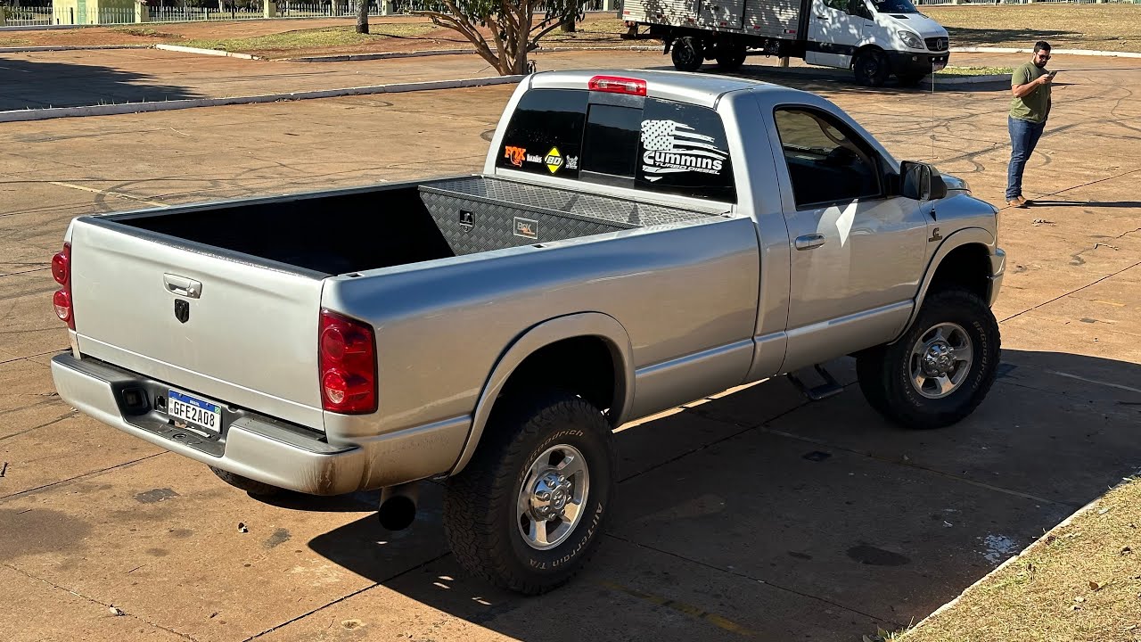 QUANTO GASTA PRA TER UMA DODGE RAM 2008 ?