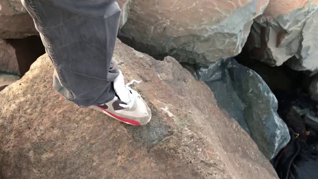 Morning Walk Wearing My Garbage Pile Found Hot Nike Air Max 90 Running Shoes-7