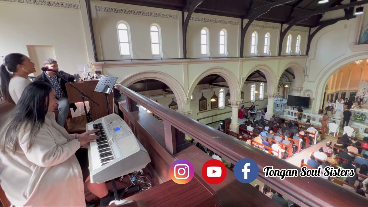 You Complete Me (Cover) Nesian N.I.N.E - Singer:  @keinafinau341 Keyboardist: @Lisi Harder Finau